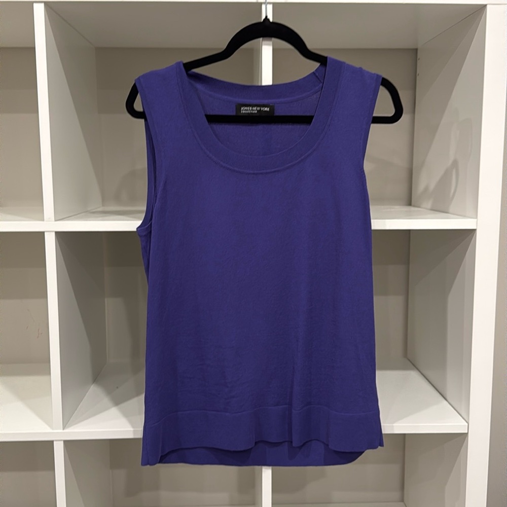 Used, excellent condition: Jones NY collection tank top, size Z